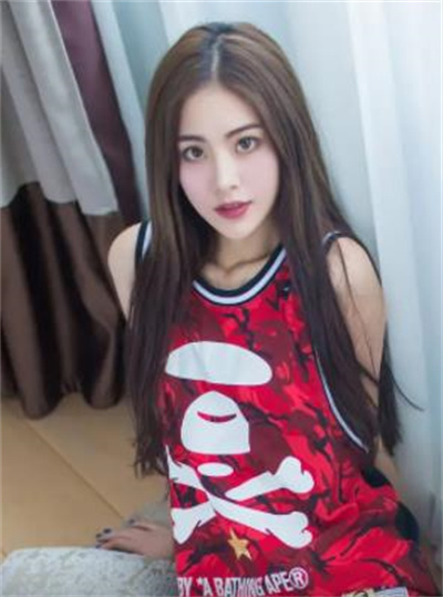 花蝴蝶免费视频在线观看高清版（花蝴蝶免费视频手机高清美女在线看）