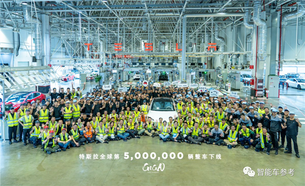 美国汽车工人世纪大罢工！马斯克一旁拱火：我这工资高