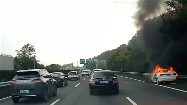 国庆开电车、你就能大火！