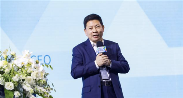 问界新M7爆单后 理想开了个会