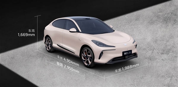 800V平台打造！极速可达305km/h！智己LS6正式上市：21.49万元起