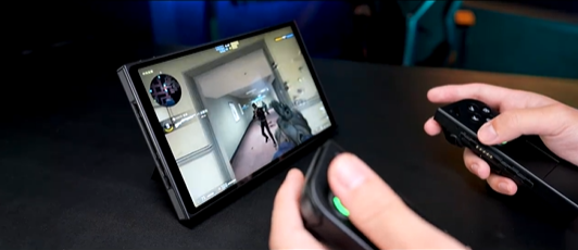 8.8英寸+144Hz！性能硬核还会“变形” 这国产新机太炸了