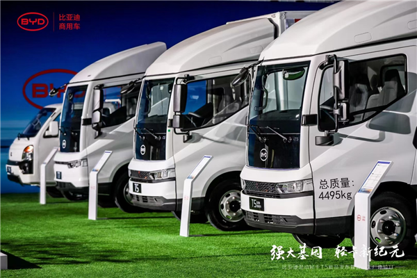 比亚迪“弯道超车”上瘾！混动轻卡T5又来了：续航1000公里