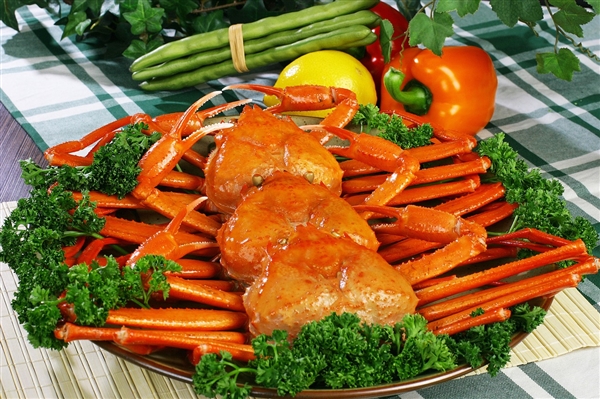 今年“大闸蟹价格腰斩”上热搜！广西街头现10元3只 你吃爽没