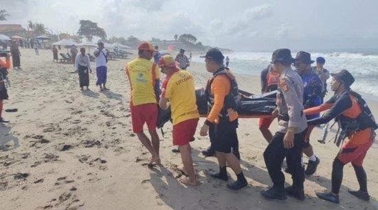 网红仲尼巴厘岛不幸溺亡：海边约90%溺水都是因为离岸流