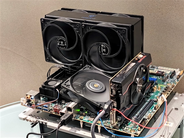 AMD 96核心撕裂者极限超频：世界纪录拔高108%！峰值功耗超1500W
