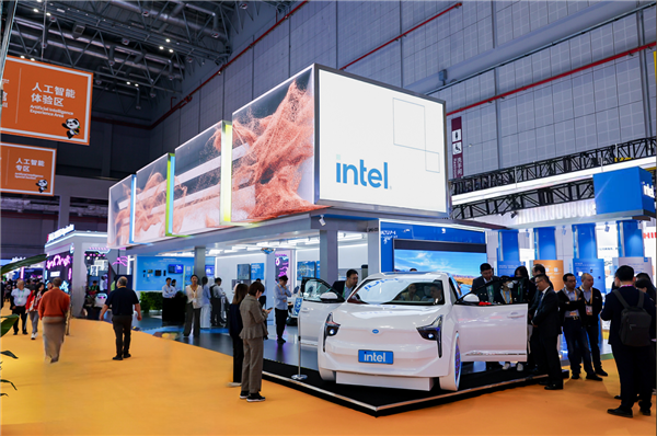 Intel锐炫显卡的2023年：驱动接连打鸡血、AIGC初露峥嵘