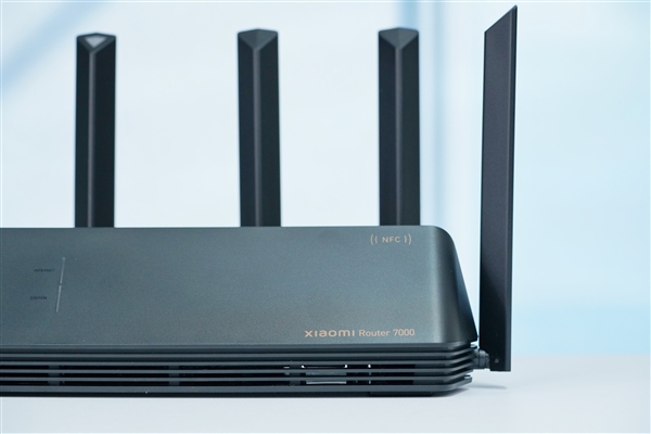 Wi-Fi 7路由只要799元！小米路由器7000图赏