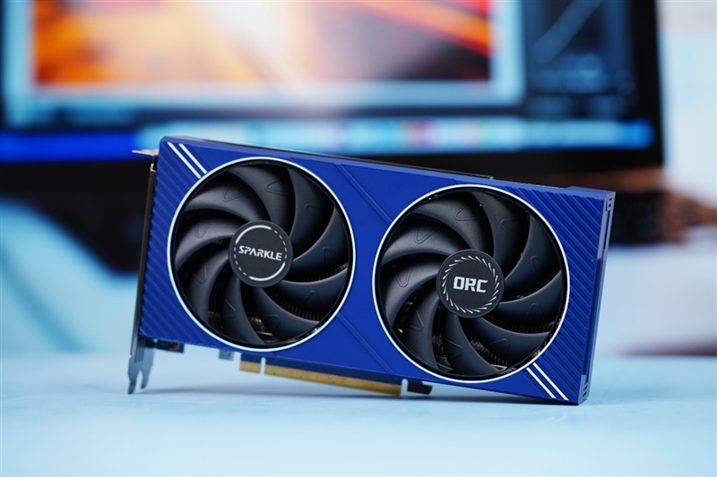 Intel显卡新军！撼与Arc A750 Orc OC评测：1799元性能媲美RTX 3060