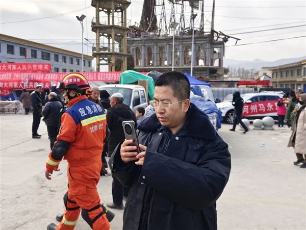 中国电信卫星终端抵达甘肃：包含华为Mate60 Pro 可直连卫星打电话