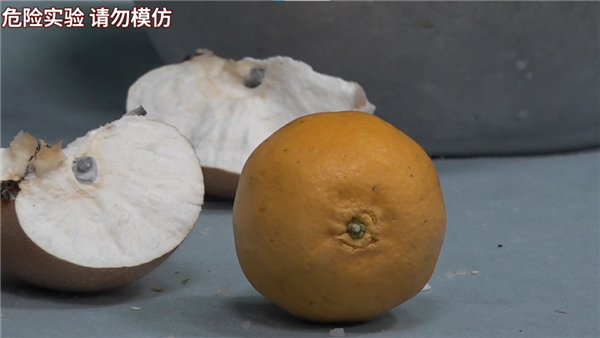 尔滨冻梨又黑又甜 为啥你冰箱冻出来的是坏的