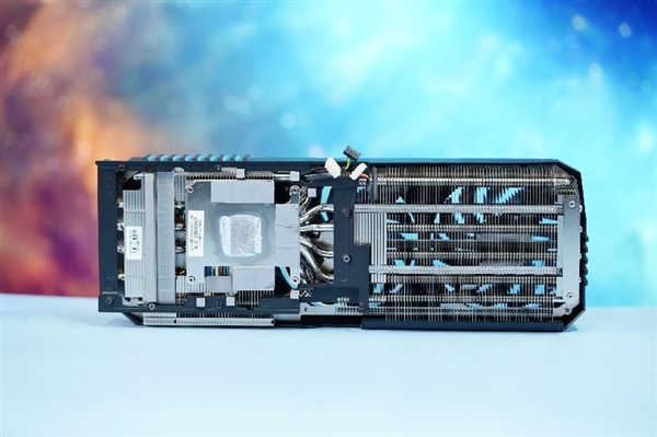 SUPER大升级！影驰RTX 4070 Ti SUPER大将图赏