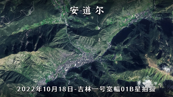 一大群微信好友来自这里：卫星看藏在山里的袖珍小国安道尔