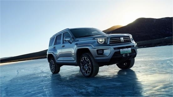 46.8万元起 标配3.0T V6插混！坦克700 Hi4-T开启预售