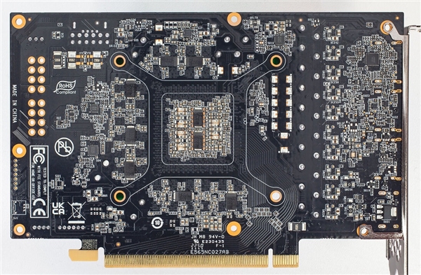 同德RTX 4080 SUPER暗藏小秘密：供电接口差点忤逆NVIDIA
