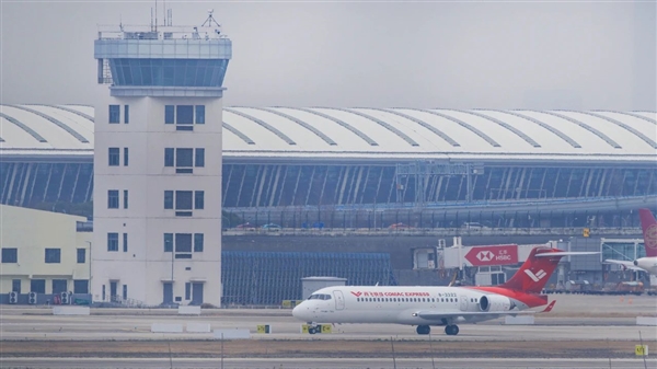 国产飞机C919、ARJ21逛遍东南亚五国：终于回家了！