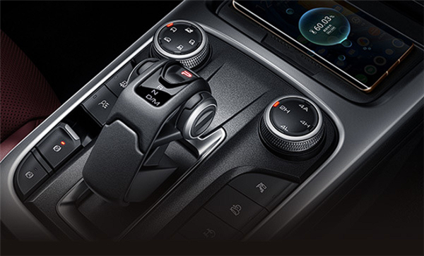 售33万元！3.0T V6版坦克300上市：首批限量1000台