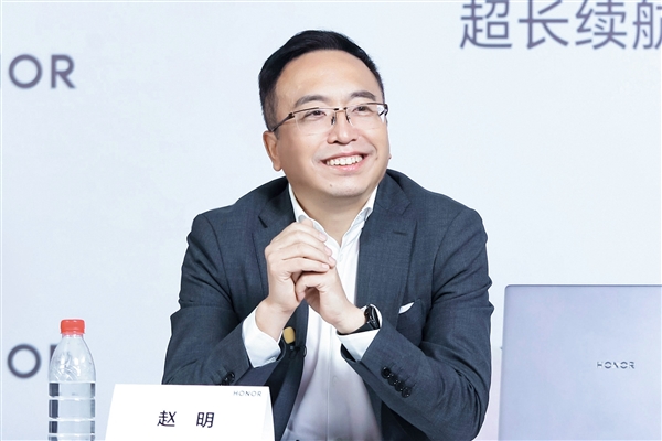 华为品牌力国内最强！赵明：是荣耀学习的榜样
