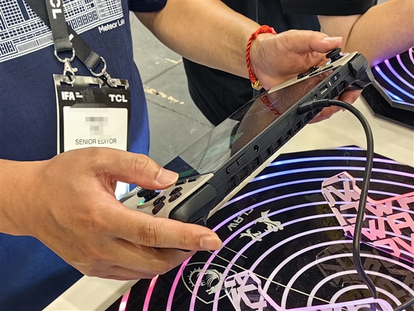 全球首发酷睿Ultra 200V！微星Claw 8掌机配置公布：最高功耗37W