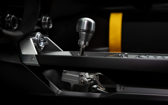 厂家直销!阿斯顿·马丁Valiant即将引入国内:售价3058万元