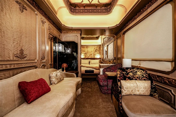 我国“丝路梦享号”列车将于10月2日发车:全程星级住宿+米其林餐饮