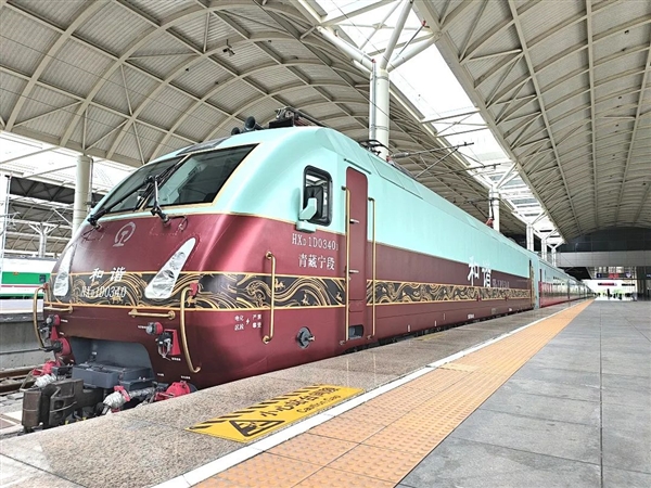 我国“丝路梦享号”列车将于10月2日发车:全程星级住宿+米其林餐饮