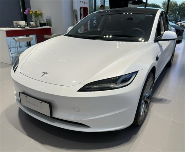 车上快淘汰的收音机:怎么中美两边都要加回来了!