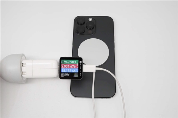 大失所望！iPhone 16 Pro Max 87款充电器实测：远远不到45W
