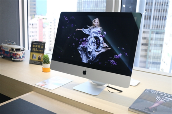 苹果M1芯片iMac频发屏幕黑线故障:分析认为是排线设计缺陷