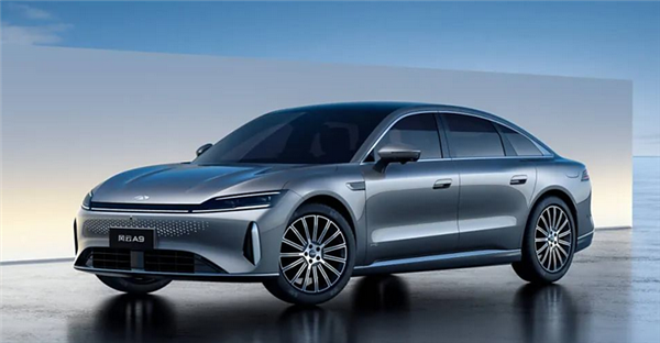 搭载C-DM插混系统+电动四驱!奇瑞风云A9将于10月19日亮相