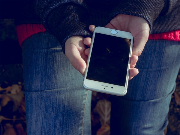 首款大屏iPhone落幕!苹果昔日神机iPhone 6被列为停产产品