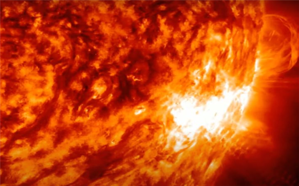 太阳再次爆发X级耀斑:引发美洲无线电中断