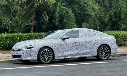 首搭华为高级智驾!上汽奥迪A5L曝光:全面碾压进口版车型