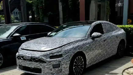 首搭华为高级智驾!上汽奥迪A5L曝光:全面碾压进口版车型