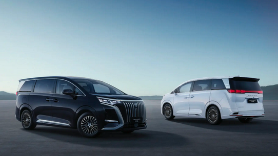 成功晋级百万豪车!腾势D9登陆新加坡市场:售价超160万元