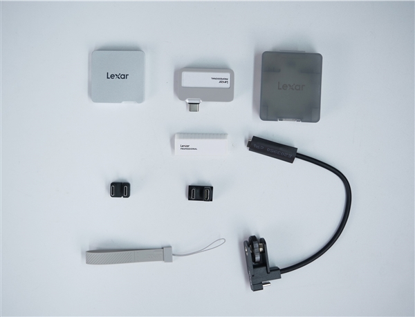 iPhone 16 Pro绝配!雷克沙SL400 2TB移动硬盘图赏