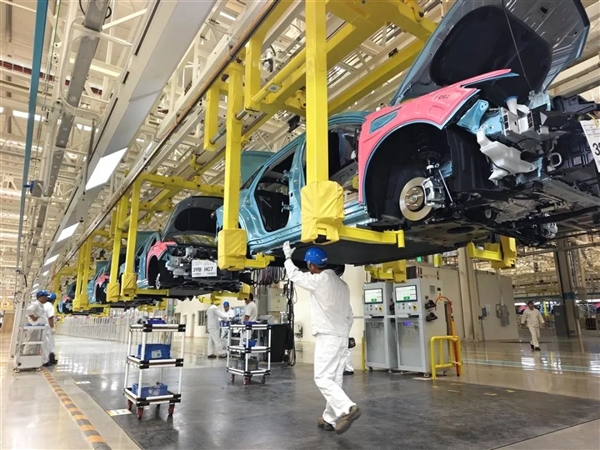 月均产能1万台!本田全球首个新能源工厂正式投产:设在武汉