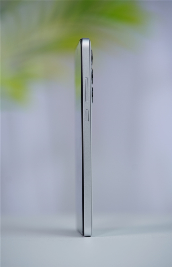 6400mAh超大电池!千元新机OPPO K12 Plus图赏