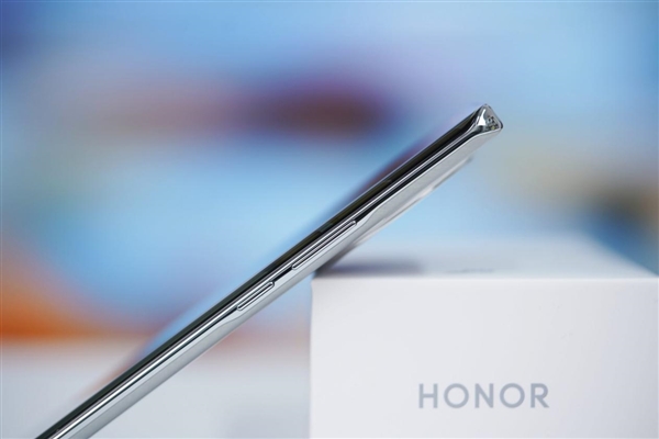 6799元新一代安卓机皇!vivo X200 Pro卫星通信版图赏