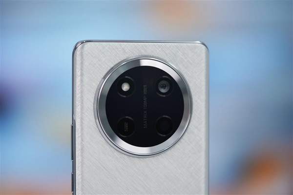 6799元新一代安卓机皇!vivo X200 Pro卫星通信版图赏