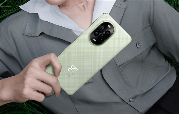 旗舰功能普及!华为nova 13全系支持北斗卫星图片消息