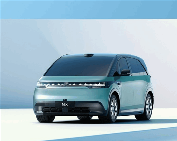 极氪MIX定档10月23日上市:国内首创对开门设计、无B柱布局与旋转座椅