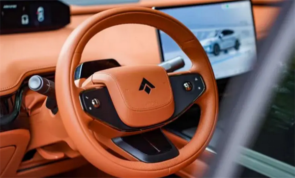 22.99万元!昊铂HT 670高阶智驾版上市:新增高速驾驶与智能泊车功能