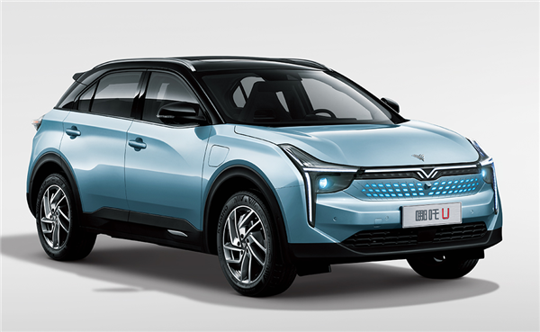 千万粉博主喊话周鸿祎:哪吒网约车续航还有70公里就没电趴窝了