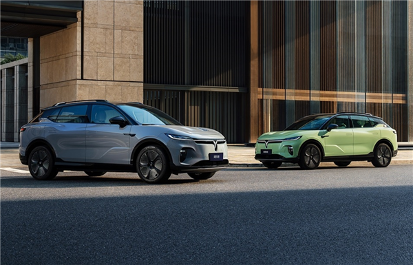 续航超900公里 上市即卖爆!岚图知音月销目标1.5万辆