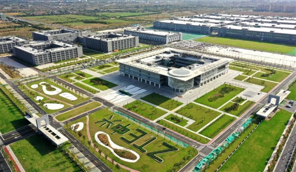 央视揭秘国内首个五星5G工厂:5G网覆盖率100% 几乎没有工人