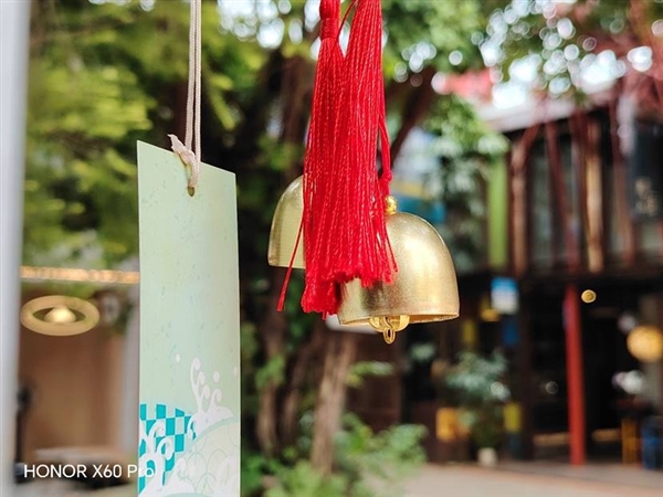 从2米高度跌落完好无损!荣耀X60 Pro体验