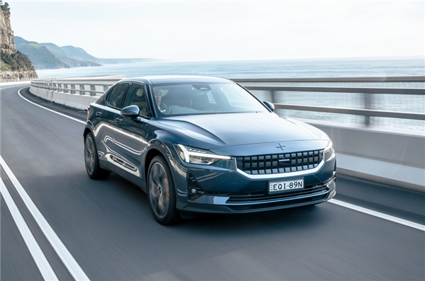 博主曝经销商甩卖极星2新车:指导价41.88万 现包牌13.5万落地