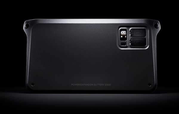 4499元!大疆2度电加电包上市:支持2400W持续输出