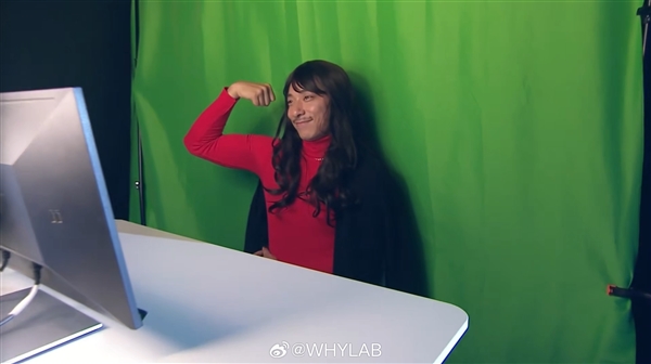 荣耀MagicOS 9.0识破AI换脸:漂亮小姐姐其实是个猛男